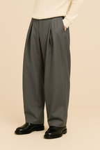 FRESH LABEL | Sem - Pleated Trousers